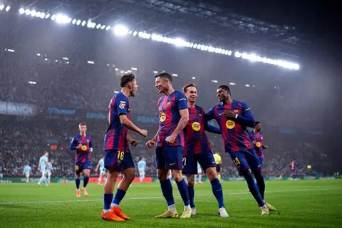 مناصفة في المواجهات وإنجاز منتظر ليامال.. حقائق قبل مواجهة تشيلسي وبرشلونة